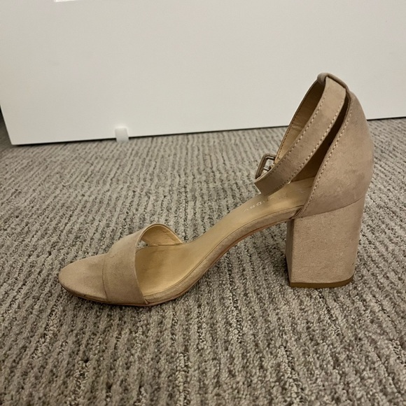 Chinese Laundry Block heels women 8.5 tan - Picture 2 of 8